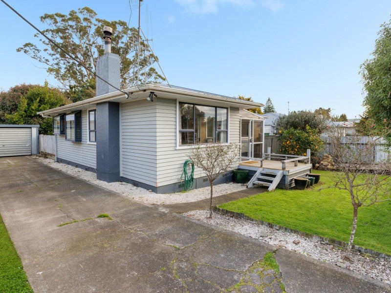 8 Tuthill Street, Gate Pa, Tauranga - Carousel 1