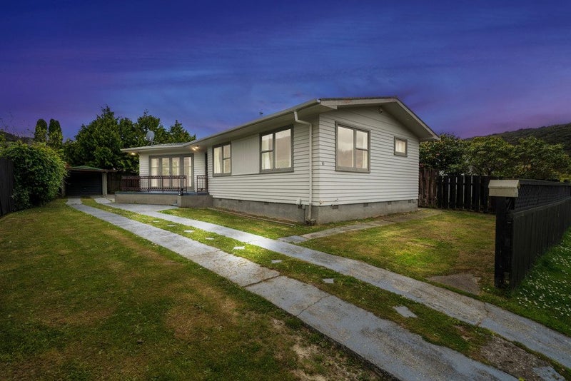 10 Manutuke Street, Wainuiomata, Lower Hutt - Carousel 1