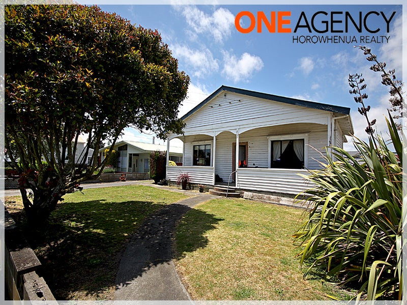 4 Park Street, Foxton, Foxton - Carousel 1