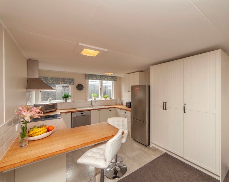 73 Avalon Street, Richmond, Christchurch - Carousel 2