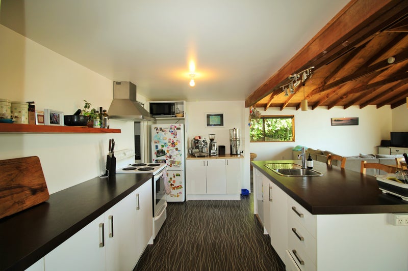 9 School Road, Kakanui - Carousel 2