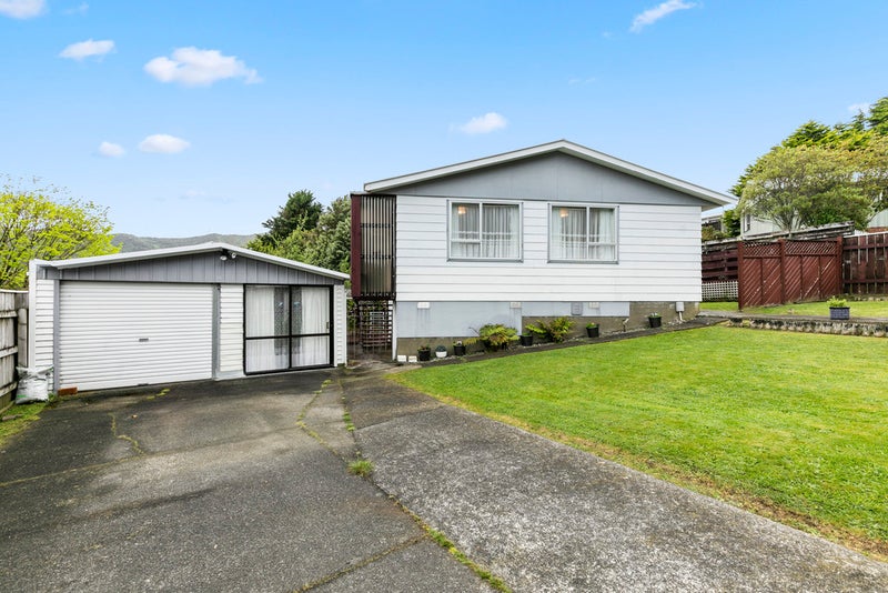 1/37 STOCKDALE ST, Wainuiomata, Lower Hutt - Carousel 2