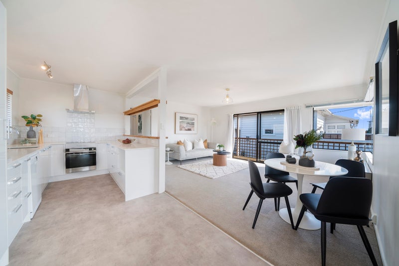 2/20 Corrella Road, Belmont, Auckland - Carousel 2