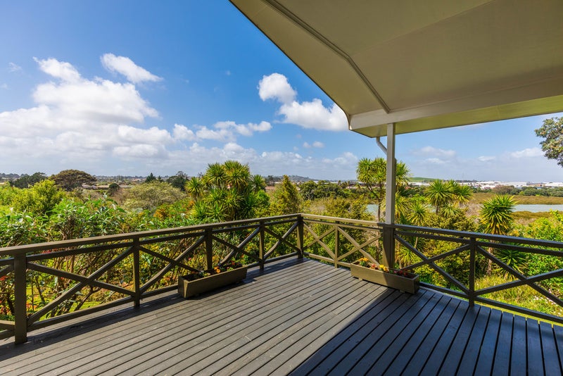 19 Waikaremoana Place, Pakuranga Heights, Auckland - Carousel 26