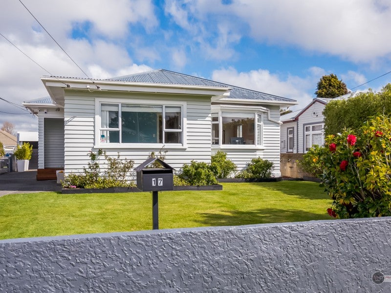 17 Ropata Crescent, Boulcott, Lower Hutt - Carousel 1