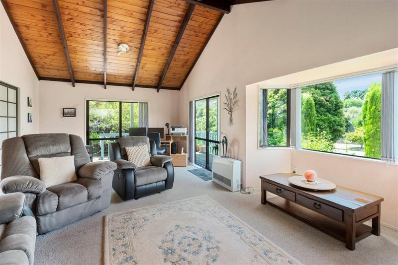 51 Weggery Drive, Waikanae Beach, Waikanae - Carousel 2