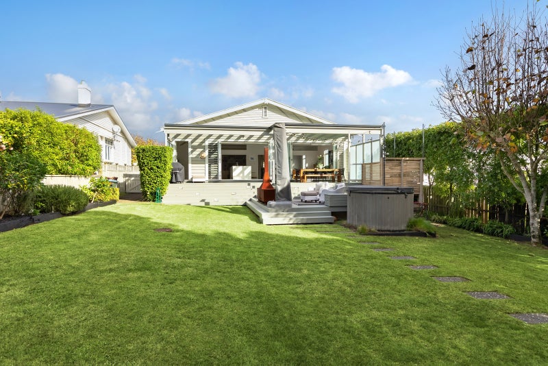 47 Wairiki Road, Mount Eden, Auckland - Carousel 2