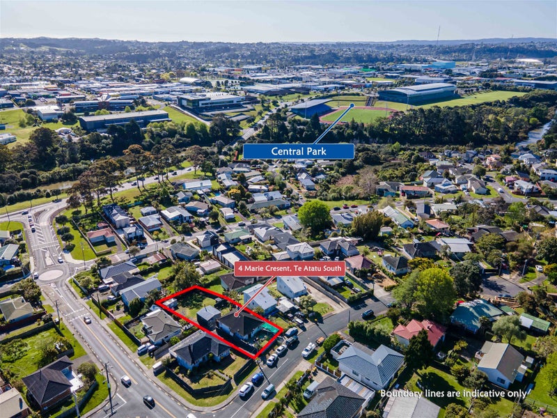 4 Marie Crescent, Te Atatu South, Auckland - Carousel 2
