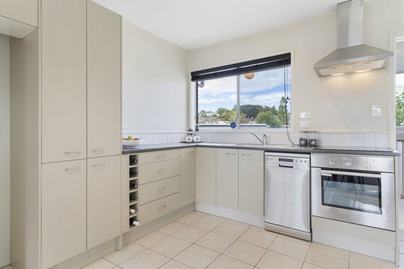 3/3 Salisbury Road, Birkdale, Auckland - Carousel 2