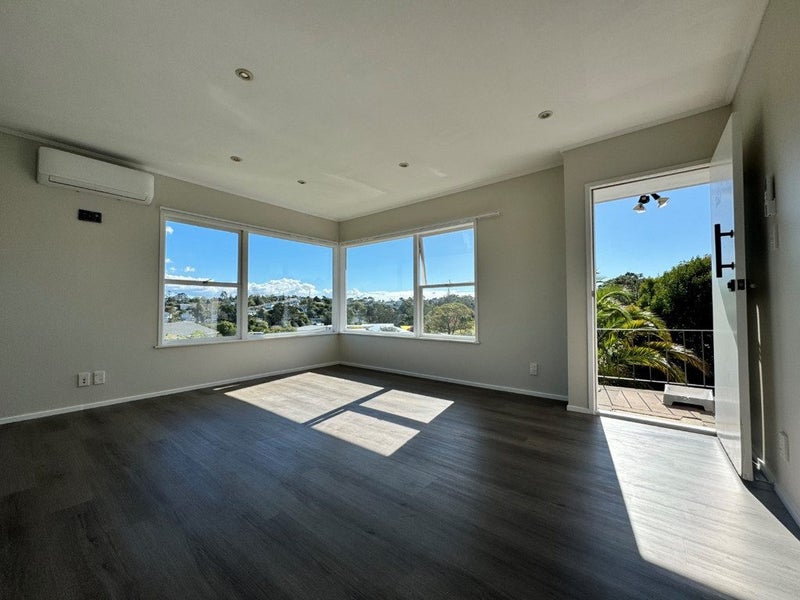 28D Sunnynook Road, Sunnynook, Auckland - Carousel 1