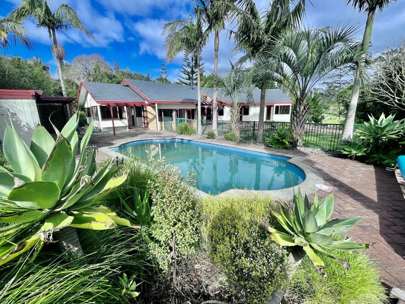 169 Vaughans Road, Albany - Carousel 1