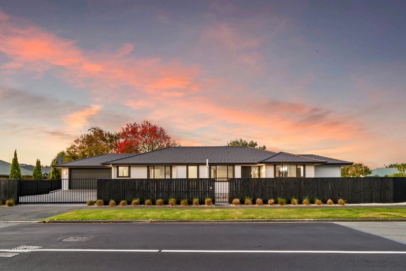 69 Broadhaven Avenue, Parklands, Christchurch - Carousel 1