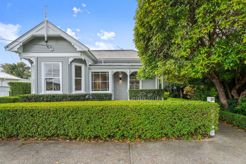 24 Royal Terrace, Sandringham, Auckland - Carousel 2
