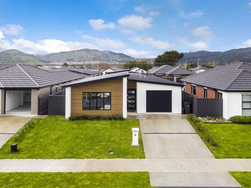 10 Gilruth Road, Wallaceville, Upper Hutt - Carousel 2