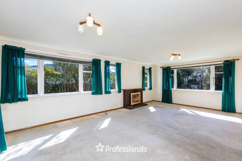 4 Hood Avenue, Heretaunga, Upper Hutt - Carousel 2