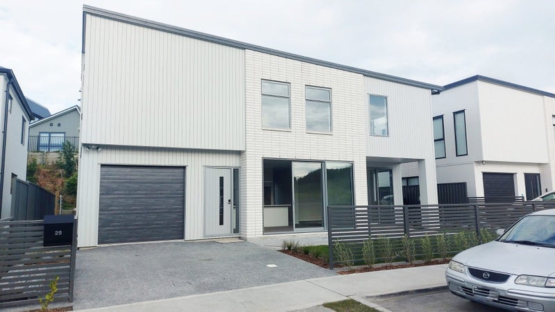 25 Koreke Close, Kenepuru, Porirua - Carousel 1