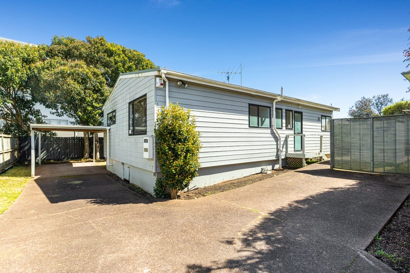 3/86 Aroha Avenue, Sandringham, Auckland - Carousel 1