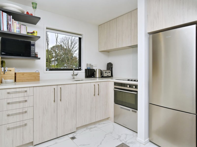 6/245 Kilmore Street, Christchurch Central, Christchurch - Carousel 2