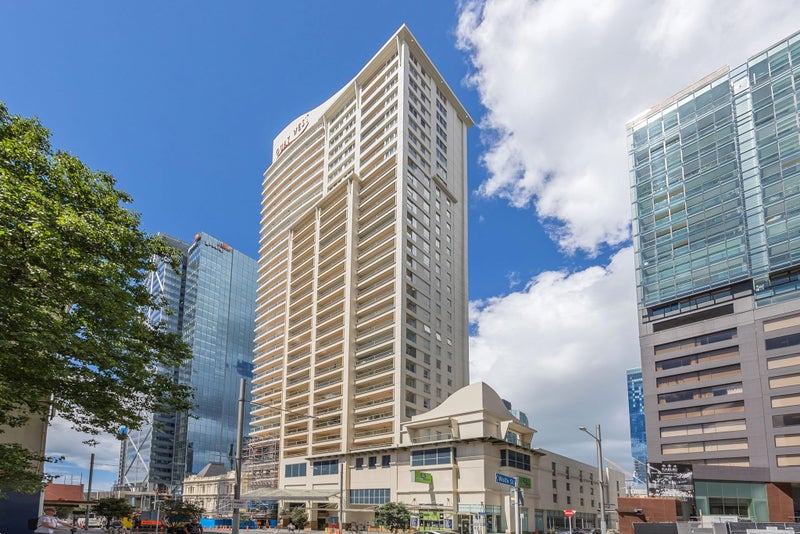 2703/8 Albert Street, Auckland Central, Auckland - Carousel 1