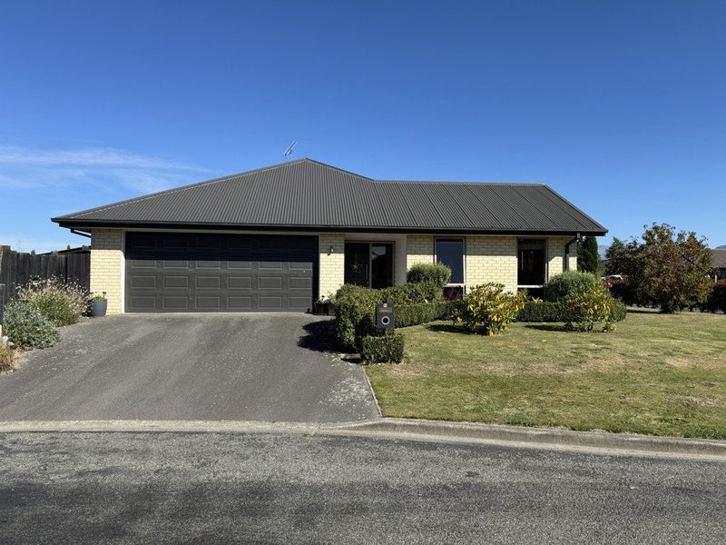 14 Wayne Place, Methven, Methven - Carousel 2