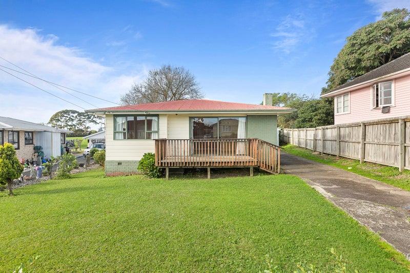 7 Velvet Crescent, Otara, Auckland - Carousel 1