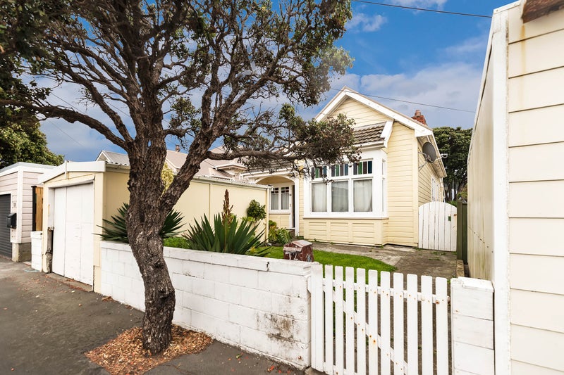 12 Te Whiti Street, Kilbirnie, Wellington - Carousel 1