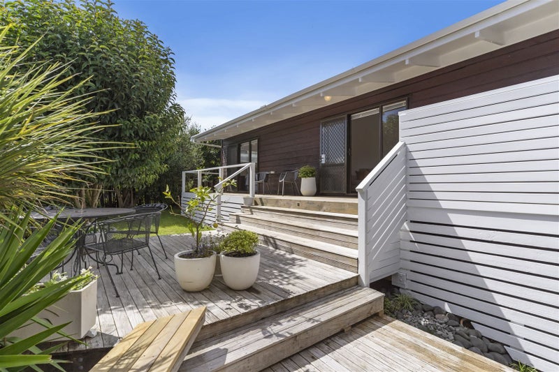 2/8 Wattle Street, New Lynn, Auckland - Carousel 1