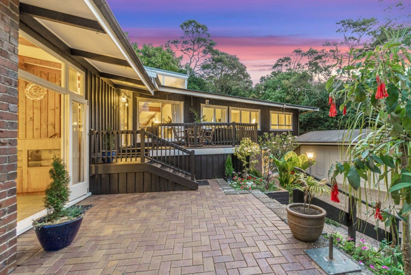 232B Atkinson Road, Titirangi, Auckland - Carousel 2