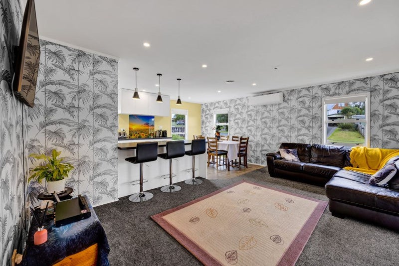 9 Virginia Place, Whalers Gate, New Plymouth - Carousel 2