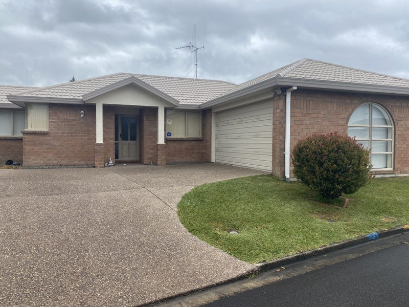 5 Kirk Close, Rototuna, Hamilton - Carousel 1