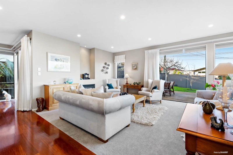 39 Churchill Road, Cockle Bay, Auckland - Carousel 1