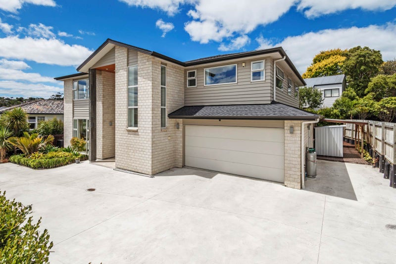 19 Linwood Avenue, Forrest Hill, Auckland - Carousel 1
