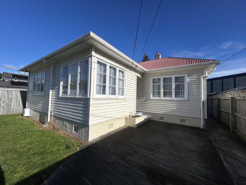 0 , Boulcott - Carousel 1