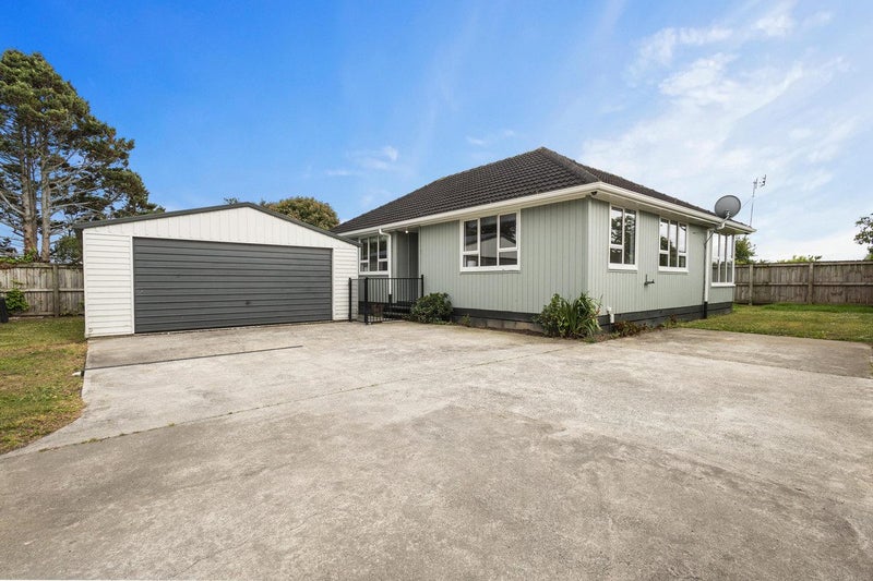 247 Cambridge Road, Bethlehem, Tauranga - Carousel 1