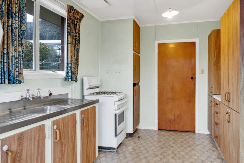 22 Regent Place, Blagdon, New Plymouth - Carousel 2