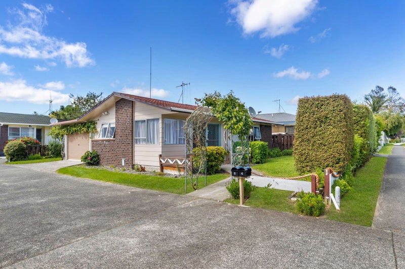 4 Wanaka Street, Tikipunga, Whangarei - Carousel 1
