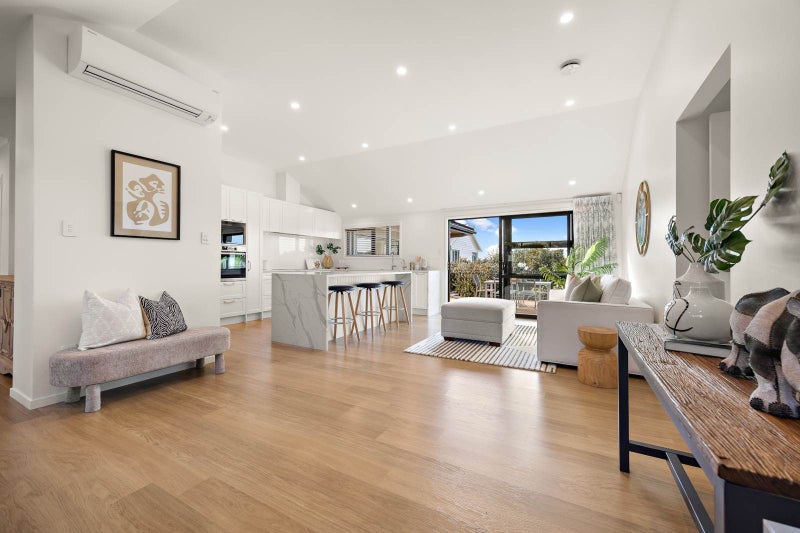 16 Brookland Place, Remuera, Auckland - Carousel 2