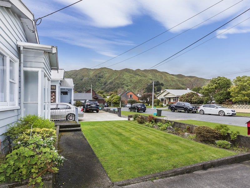 11 Heath Grove, Waiwhetu, Lower Hutt - Carousel 2