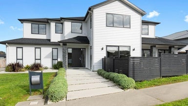 1 Gemscott Crescent, Huapai, Kumeu - Carousel 1