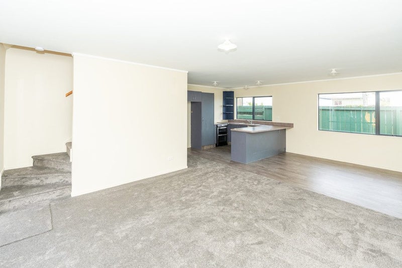 136 Grandview Road, Nawton, Hamilton - Carousel 2