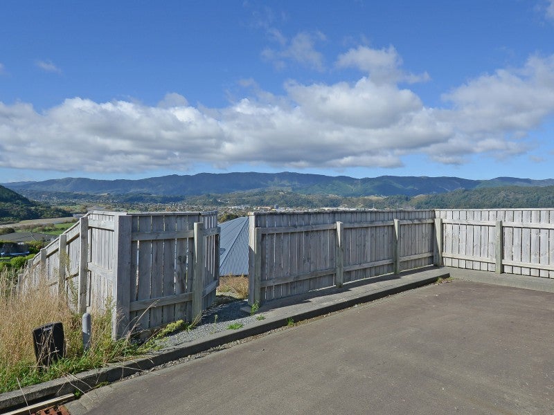 16 Riverstone Drive, Riverstone Terraces, Upper Hutt - Carousel 21