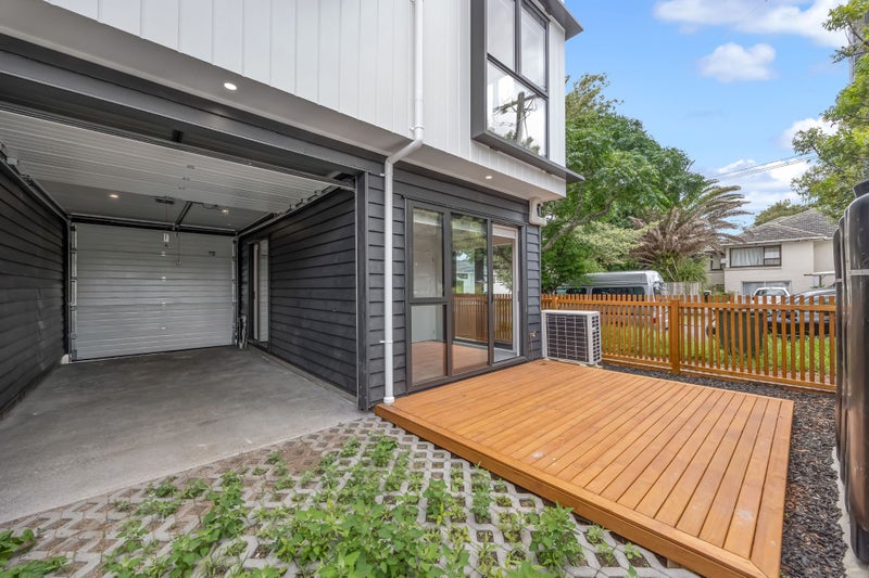 54A Te Koa Road, Panmure, Auckland - Carousel 2