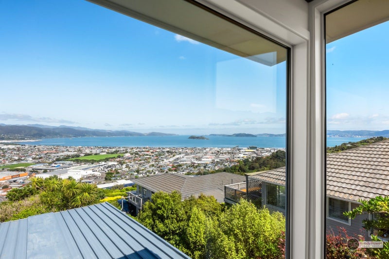 92B Dowse Drive, Maungaraki, Lower Hutt - Carousel 2