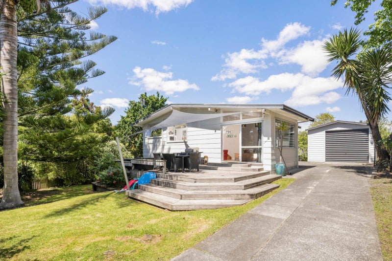 32 Freya Place, Torbay, Auckland - Carousel 1