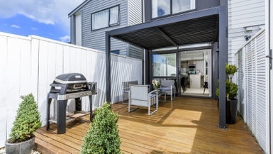11 Spotted Dove Road, Hobsonville, Auckland - Carousel 1