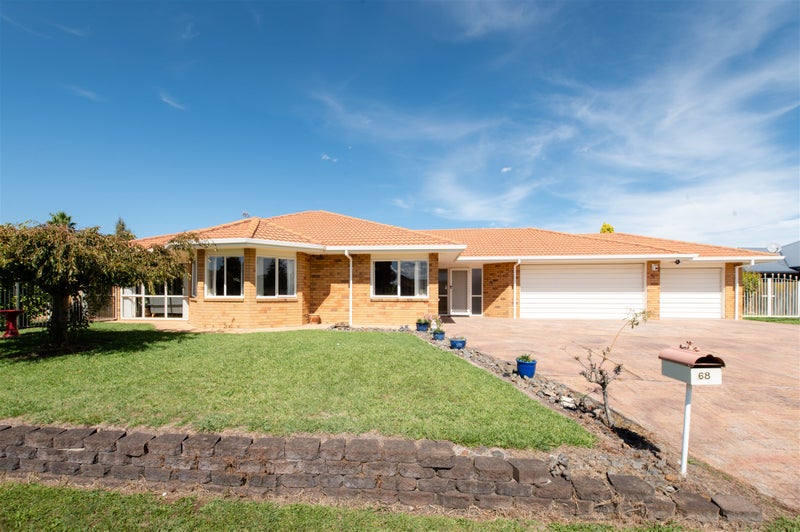 68 Discovery Drive, Flagstaff, Hamilton - Carousel 1