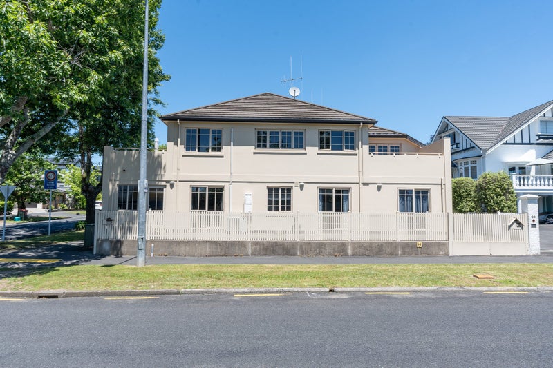 23B Palmerston Street, Hamilton City Central, Hamilton, Waikato - Carousel 16