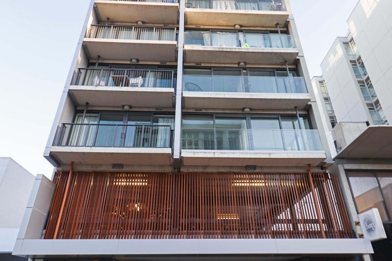 32/13 College Street, Te Aro, Wellington - Carousel 1