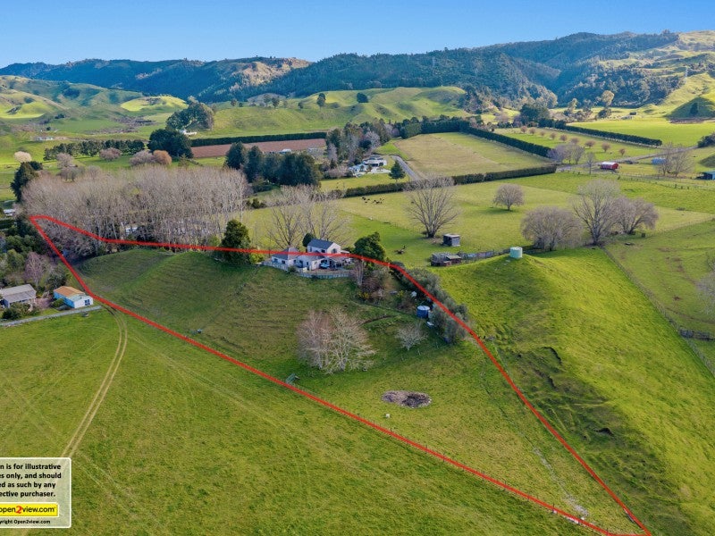 1137 Braemar Road, Rotoma - Carousel 1