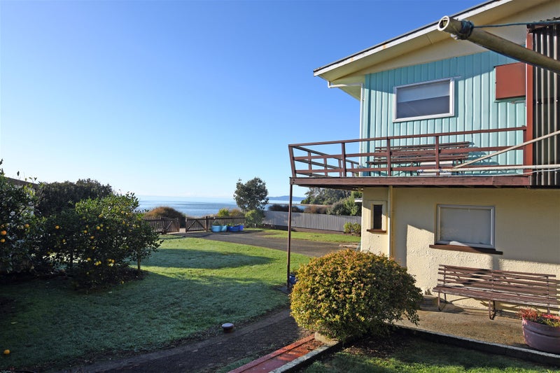 14 Parapara Esplanade, Takaka - Carousel 3
